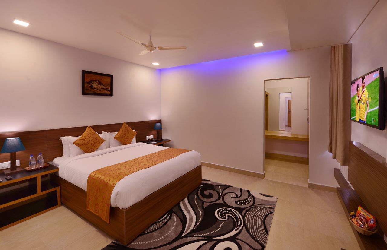Clarks Inn Hampi Kamalapur Экстерьер фото