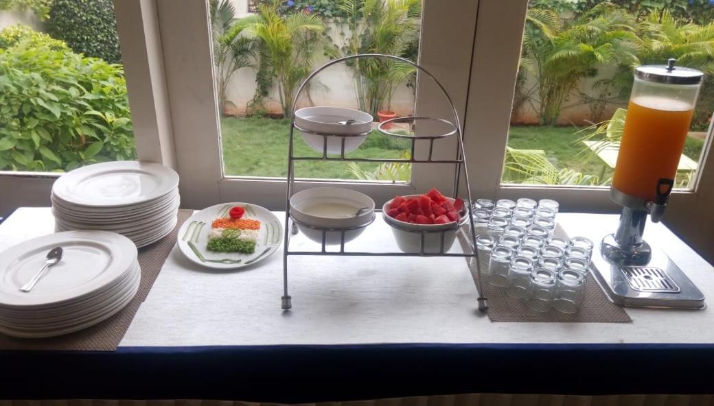 Clarks Inn Hampi Kamalapur Экстерьер фото