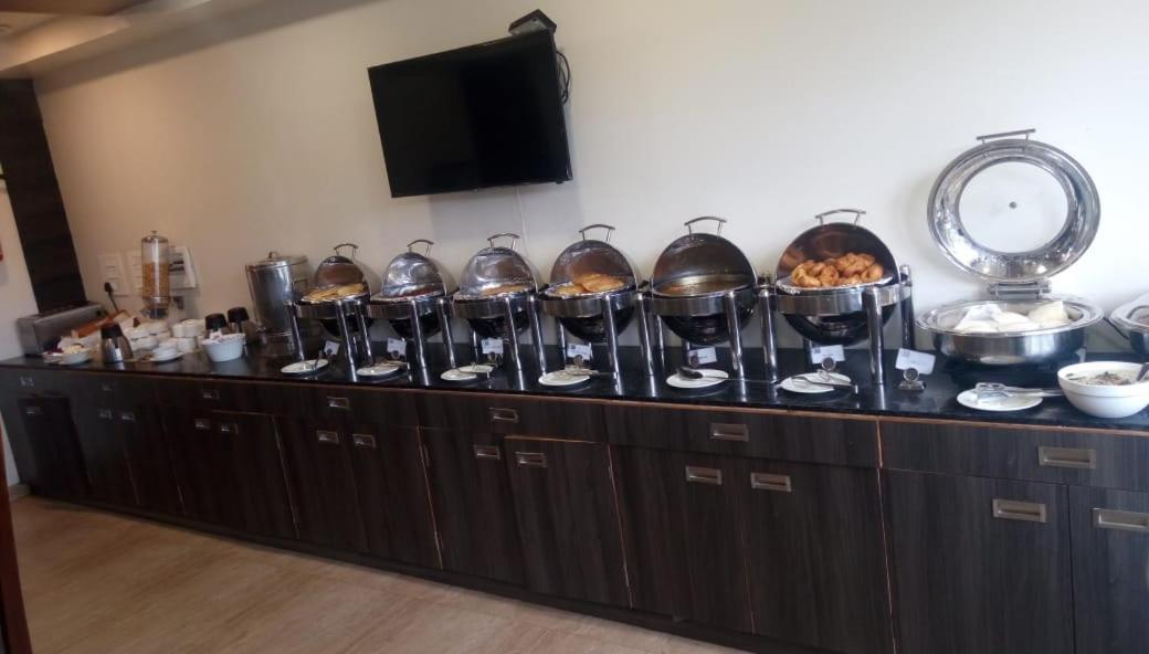 Clarks Inn Hampi Kamalapur Экстерьер фото