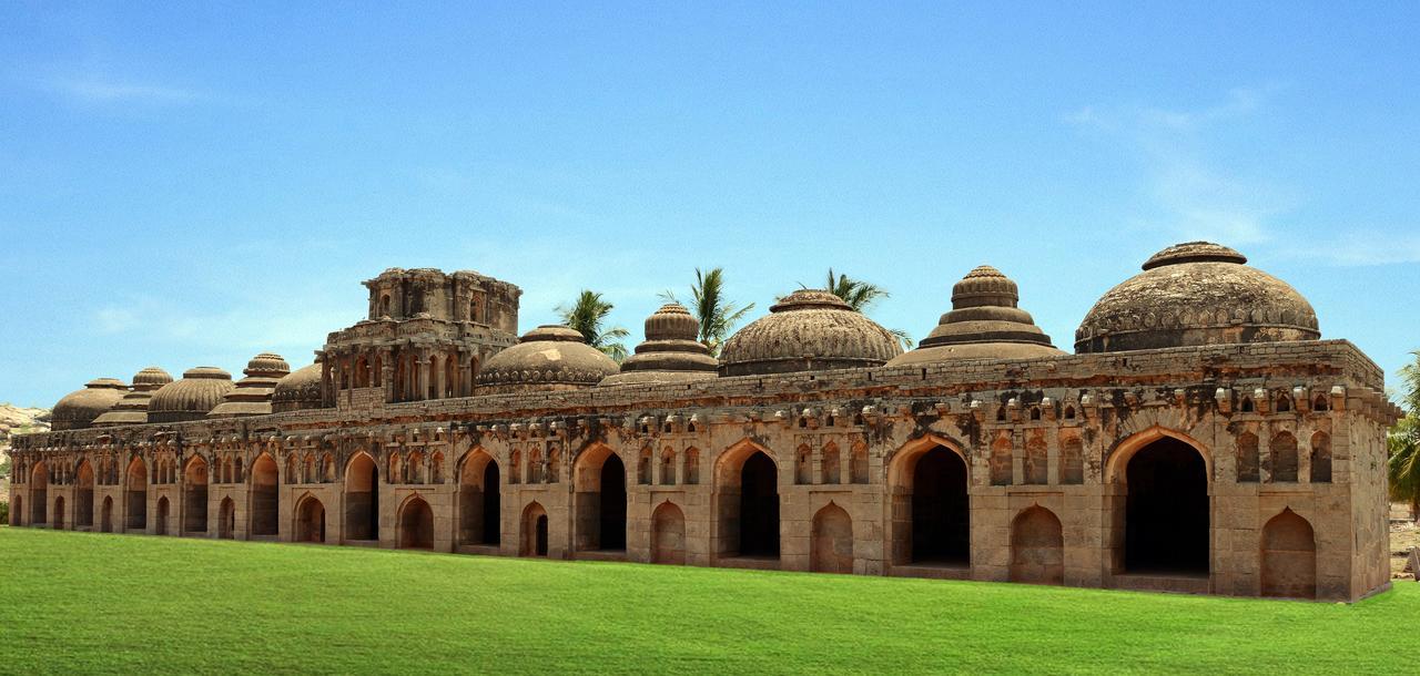 Clarks Inn Hampi Kamalapur Экстерьер фото